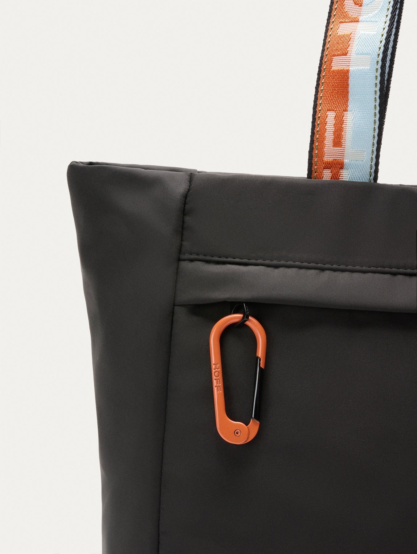 SHOPPER NYLON ARCH NEGRO